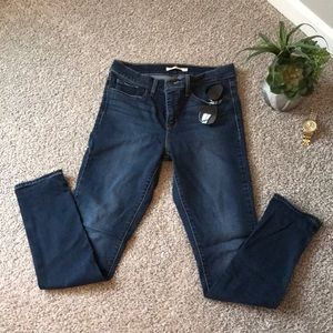 Levi’s 311 shaping skinny - medium wash